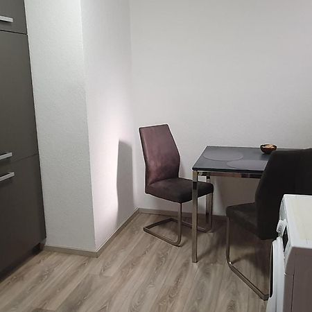 Kleine Ferienwohnung In Ruhiger Lage Herzogenrath Bagian luar foto