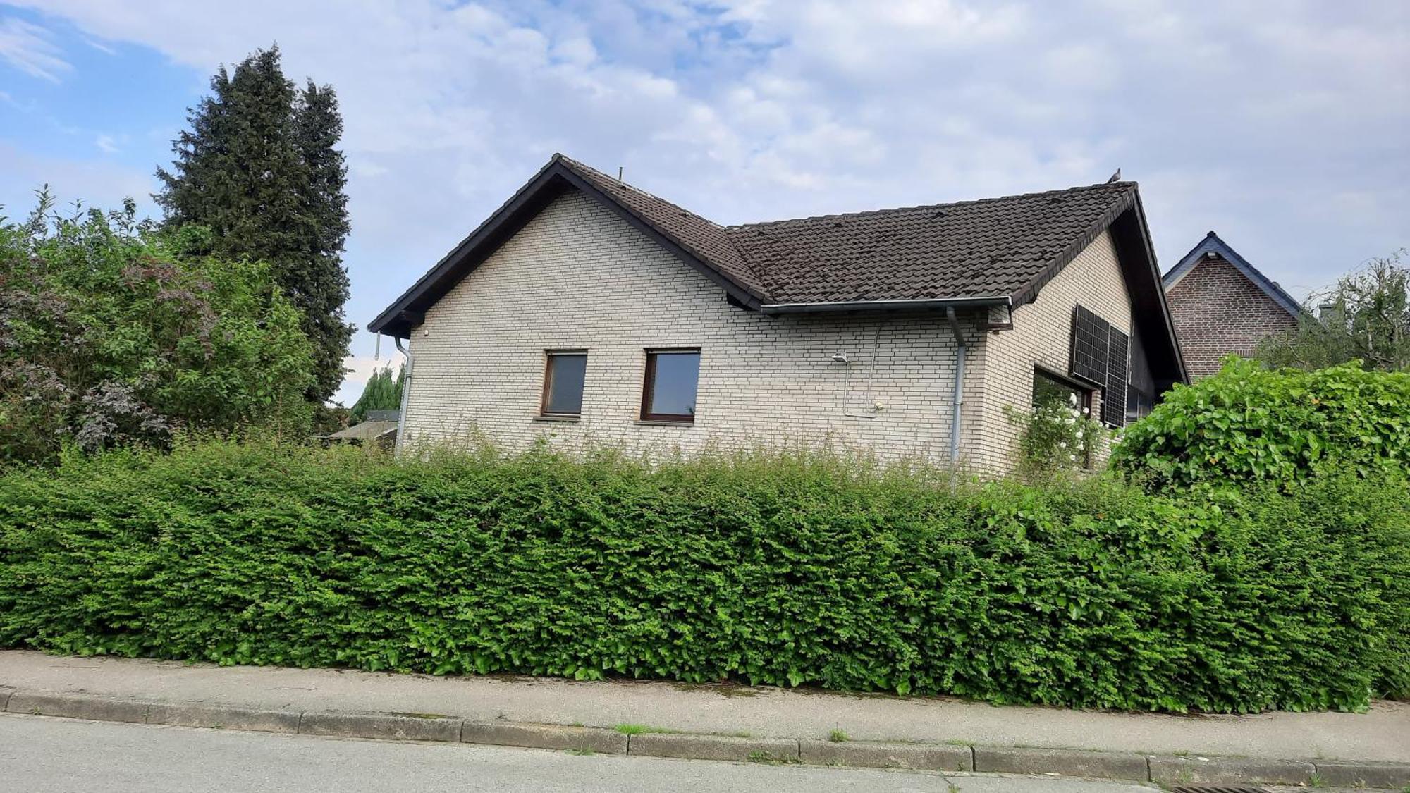 Kleine Ferienwohnung In Ruhiger Lage Herzogenrath Bagian luar foto